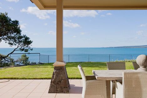 Photo of property in 2/6 Saint Leonards Road, Hauraki, Auckland, 0622