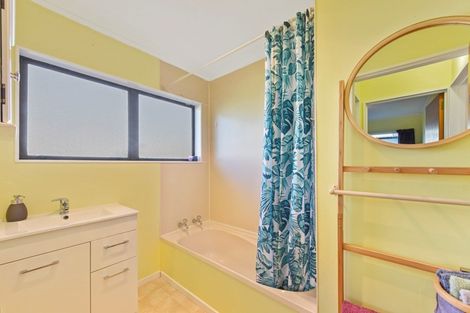 Photo of property in 3/48 Tennyson Crescent, Stoke, Nelson, 7011