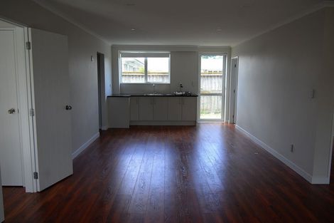 Photo of property in 9 Waterview Road, Favona, Auckland, 2024