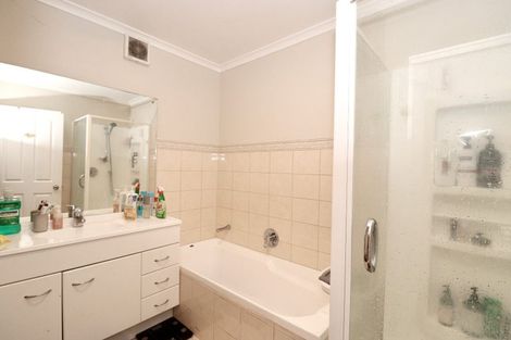 Photo of property in 8 Bretton Lane, Howick, Auckland, 2014