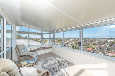 Photo of property in 14 Rawhiti Place, Saint Johns Hill, Whanganui, 4501