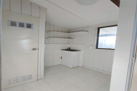 Photo of property in 9 Lachlan Place, Favona, Auckland, 2024