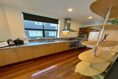 Photo of property in 136 Willis Street, Te Aro, Wellington, 6011