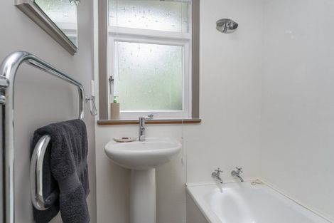 Photo of property in 4 Titoki Road, Waikanae Beach, Waikanae, 5036