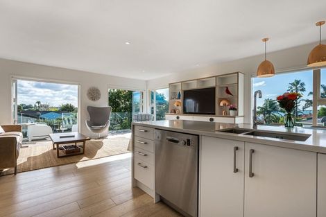 Photo of property in 1/7 Macky Avenue, Devonport, Auckland, 0624