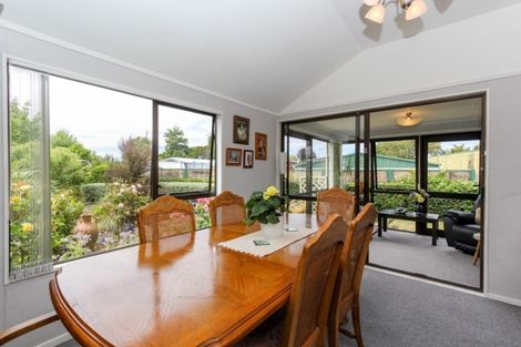 Photo of property in 1 Rangiora Place, Inglewood, 4330