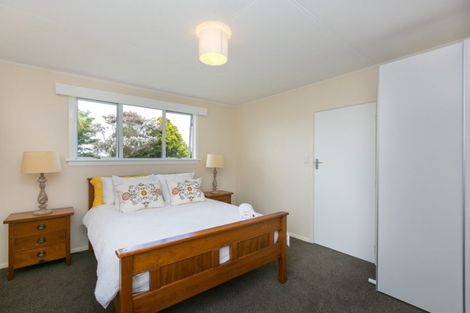 Photo of property in 18 Gisborne Terrace, Opunake, 4616