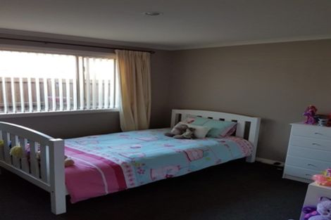 Photo of property in 15 Felicitas Grove, Aidanfield, Christchurch, 8025