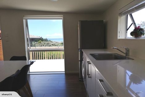 Photo of property in 35 Renoir Street, West Harbour, Auckland, 0618