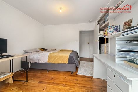 Photo of property in 80 Braemar Road, Castor Bay, Auckland, 0620