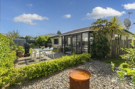 Photo of property in 49a Queen Road, Bellevue, Tauranga, 3110