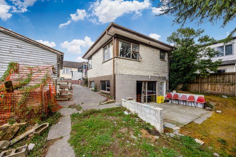 Photo of property in 27 Landon Avenue, Mangere East, Auckland, 2024