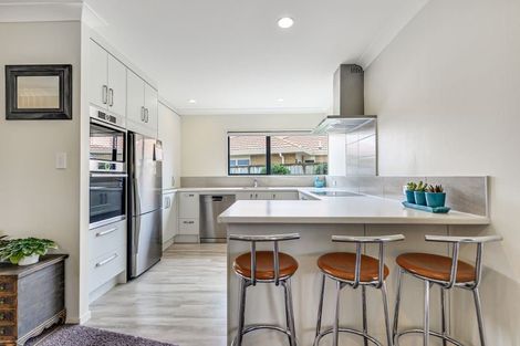 Photo of property in 38 Callum Brae Drive, Rototuna, Hamilton, 3210