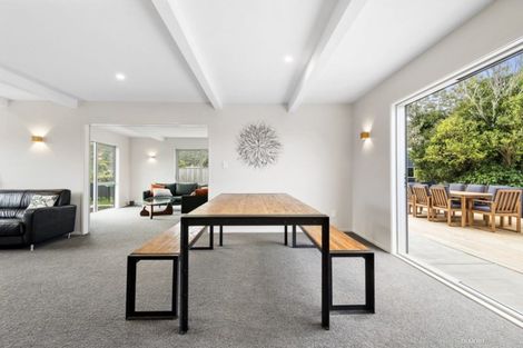 Photo of property in 8a David Crescent, Karori, Wellington, 6012