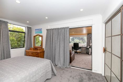 Photo of property in 8 Bay View Road, Raglan, 3225