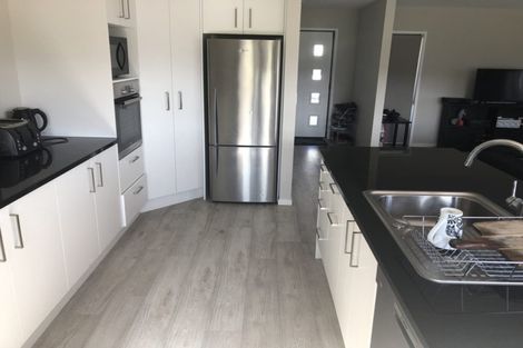 Photo of property in 7 Pae Moana Place, Stanmore Bay, Whangaparaoa, 0932