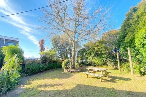 Photo of property in 122 Rathgar Road, Henderson, Auckland, 0610