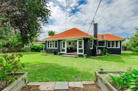 Photo of property in 59 Te Moana Road, Waikanae Beach, Waikanae, 5036