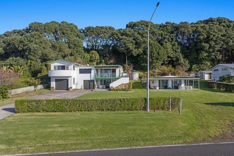 Photo of property in 81 Orete Point Road, Waihau Bay, Opotiki, 3199