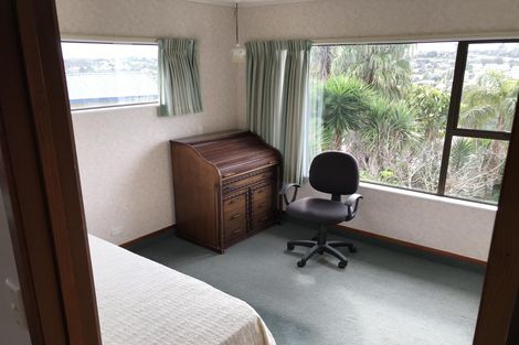 Photo of property in 18a Gledstane Road, Stanmore Bay, Whangaparaoa, 0932