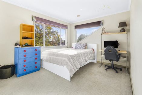 Photo of property in 6 Oakmont Place, Rototuna, Hamilton, 3210