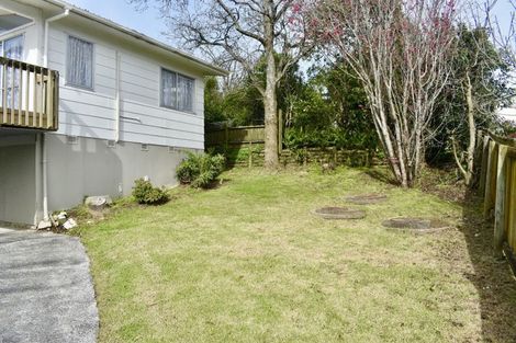 Photo of property in 3 Garton Drive, Massey, Auckland, 0614