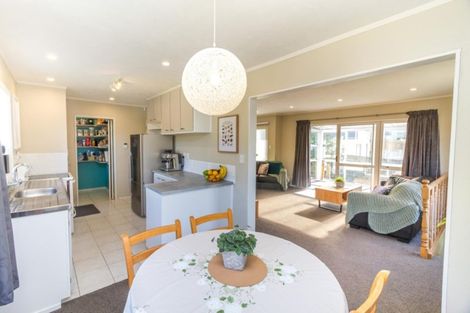 Photo of property in 33 Thimble Lane, Whitby, Porirua, 5024