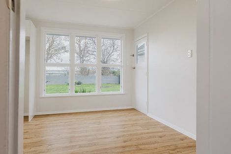 Photo of property in 60 Ellesmere Crescent, Highbury, Palmerston North, 4412