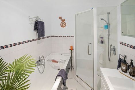 Photo of property in 64 Waller Street, Murchison, 7007