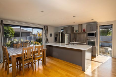 Photo of property in 7 Walnut Grove, Alexandra, 9320