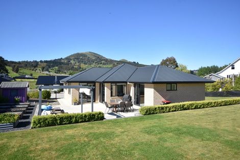 Photo of property in 48 Heathfield Drive, Mosgiel, 9024