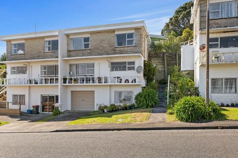 Photo of property in 25b Port View Crescent, Moturoa, New Plymouth, 4310