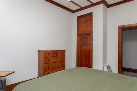 Photo of property in 24 Chamberlain Street, Dannevirke, 4930