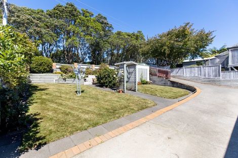 Photo of property in 130 Frankley Road, Frankleigh Park, New Plymouth, 4310