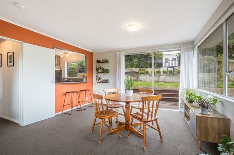 Photo of property in 5 Woolwich Close, Whitby, Porirua, 5024