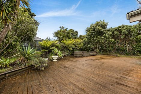 Photo of property in 9 Mcinnes Road, Weymouth, Auckland, 2103