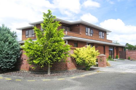 Photo of property in 5a California Drive, Totara Park, Upper Hutt, 5018