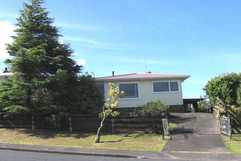 Photo of property in 12 Sycamore Drive, Sunnynook, Auckland, 0620