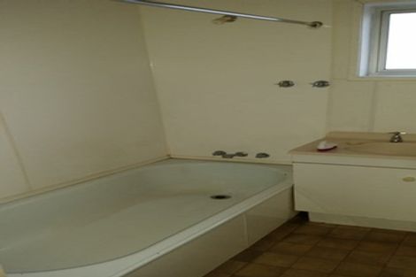 Photo of property in 16 Kauika Road, Avenues, Whangarei, 0110