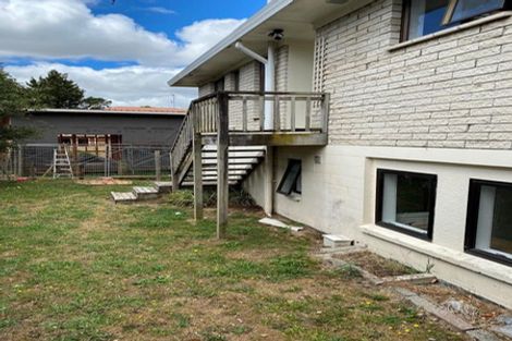 Photo of property in 13 Gilbass Avenue, Hamilton Lake, Hamilton, 3204