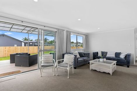 Photo of property in 64 Marram Place, Mangawhai Heads, Mangawhai, 0505