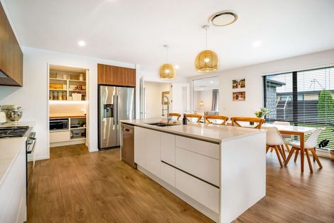 Photo of property in 10 Lewis Crescent, Rolleston, 7614