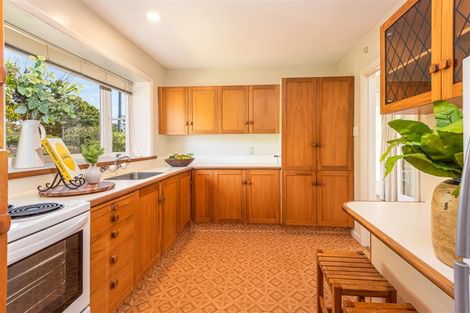 Photo of property in 37 Wai-iti Terrace, Burnside, Christchurch, 8052