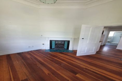 Photo of property in 1/98 Birkenhead Avenue, Birkenhead, Auckland, 0626