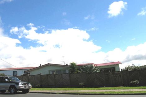 Photo of property in 850 Beach Road, Waiake, Auckland, 0630