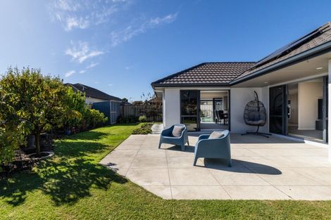 Photo of property in 21 Pinotage Drive, Greenmeadows, Napier, 4112