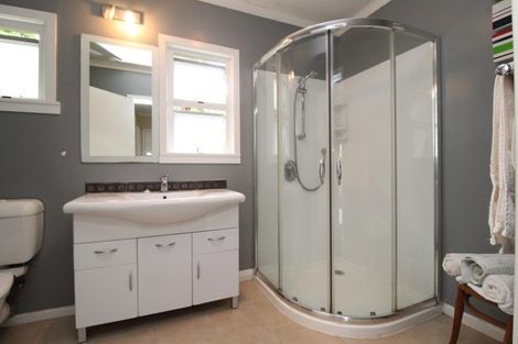 Photo of property in 475a Saint Aubyn Street, Moturoa, New Plymouth, 4310