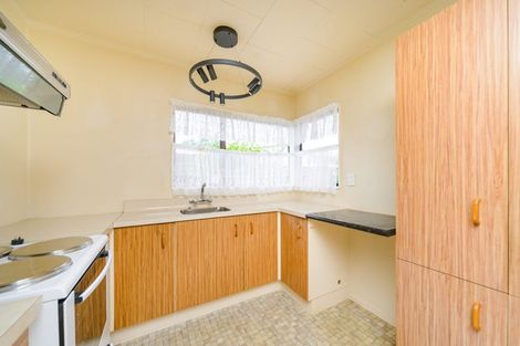 Photo of property in 58 Geraldine Crescent, Cloverlea, Palmerston North, 4412