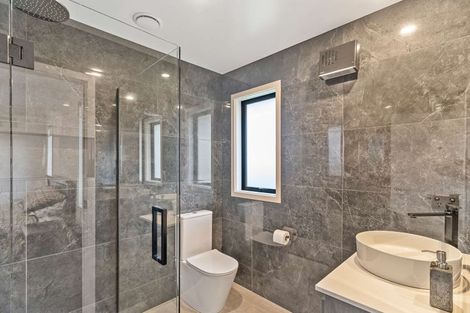 Photo of property in 8 Mcquillan Avenue, Woodend, 7610