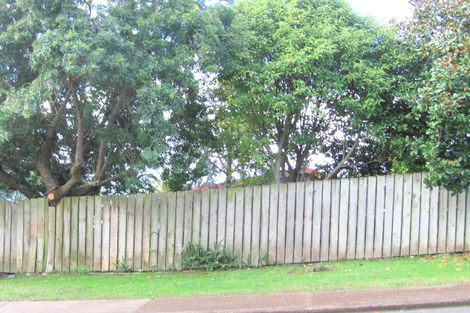 Photo of property in 13 Glenelg Road, Red Beach, 0932